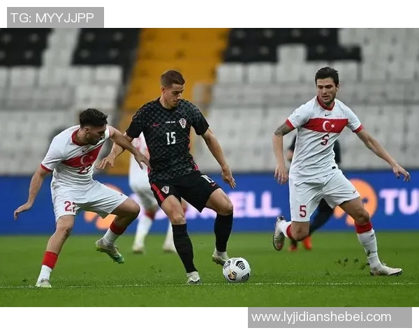 友谊赛精彩对决土耳其迎战乌克兰展现足球魅力与团结精神